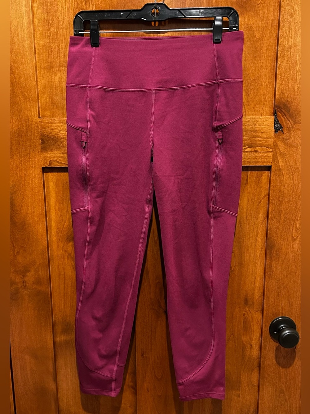 Mondetta Women’s ' Berry Cropped Leggings